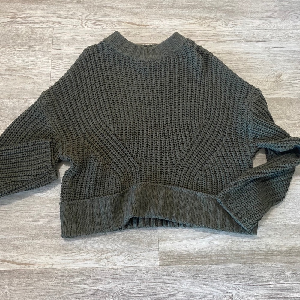 Moon & Madison sweater